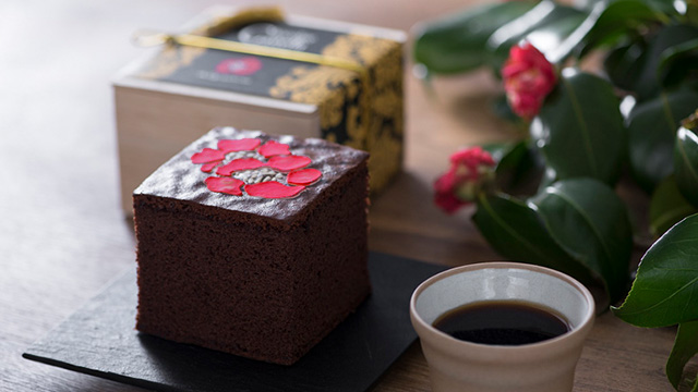 ���ʂȃe�B�[�^�C���ɁB